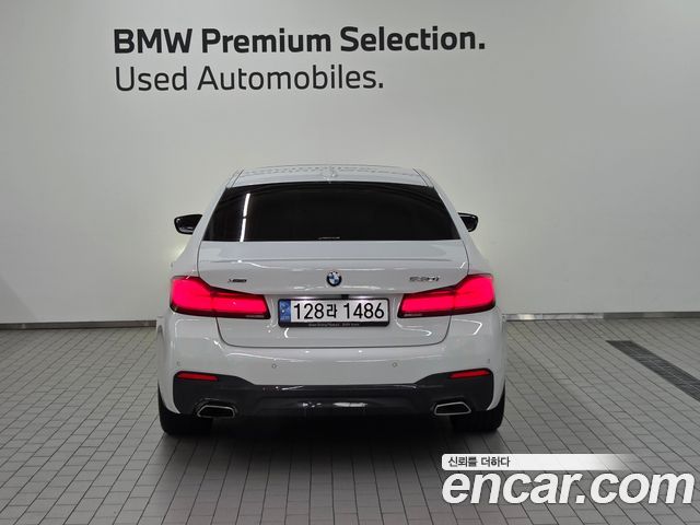 BMW 5 Series (G30) 530i xDrive M Sport Package 2023 — фото 4