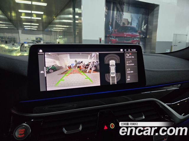 BMW 5 Series (G30) 530i xDrive M Sport Package 2023 — фото 6