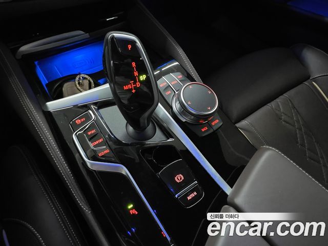 BMW 5 Series (G30) 530i xDrive M Sport Package 2023 — фото 9