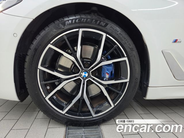 BMW 5 Series (G30) 530i xDrive M Sport Package 2023 — фото 23