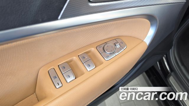 Genesis G70 Gasoline 2.0T 4WD 2021 — фото 30