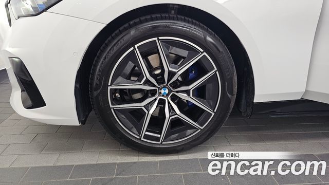 BMW 5 Series (G60) 520i M Sport 2025 — фото 5