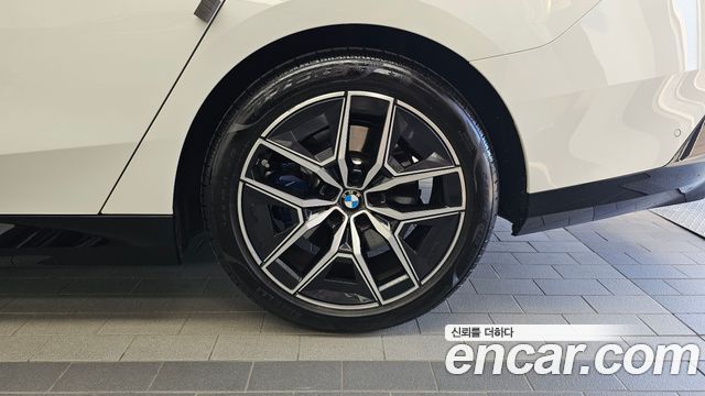 BMW 5 Series (G60) 520i M Sport 2025 — фото 21