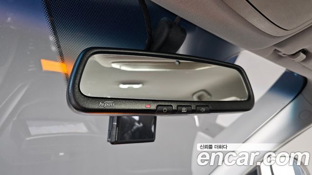 KG Mobility (SsangYong) Korando C 2.0 CVT 2WD Deluxe 2014 — фото 17