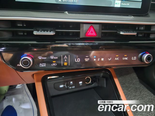 Kia K5 Hybrid (III) Prestige 2025 — фото 20