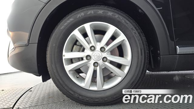 KG Mobility (SsangYong) Tivoli VX 2WD 2016 — фото 5