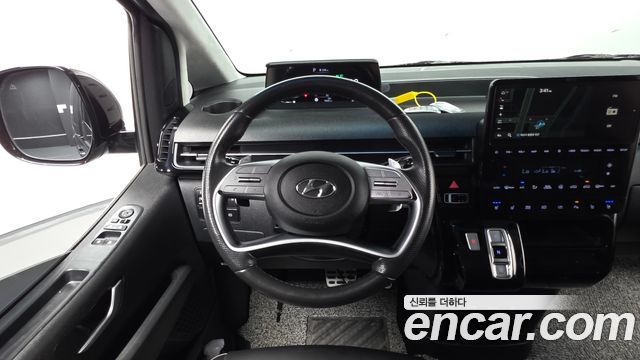Hyundai Staria Lounge 9-Seater Prestige 2023 — фото 13