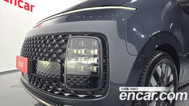 Hyundai Staria Lounge 9-Seater Prestige 2023 — фото 22