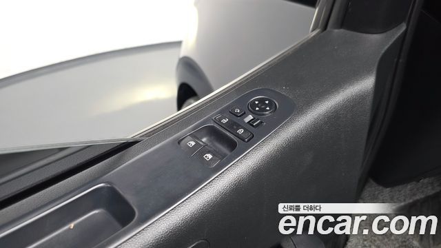 Hyundai Staria Lounge 9-Seater Prestige 2023 — фото 27