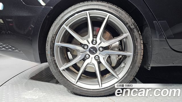 Genesis G70 Gasoline 3.3T 4WD 2024 — фото 5