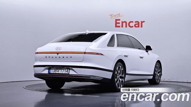 Hyundai Grandeur (GN7) 3.5 Gasoline 2WD Exclusive 2025 — фото 2