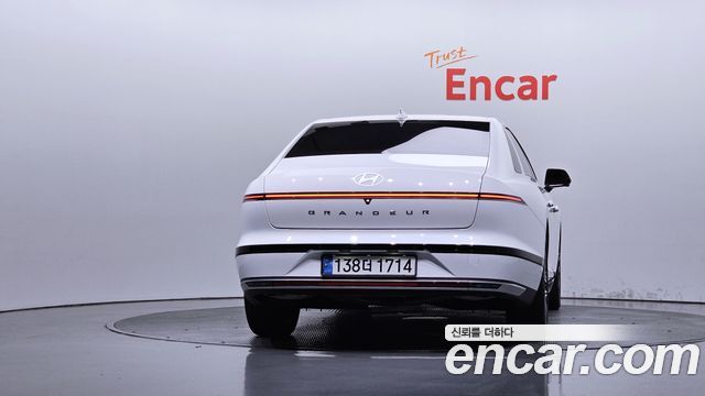 Hyundai Grandeur (GN7) 3.5 Gasoline 2WD Exclusive 2025 — фото 4