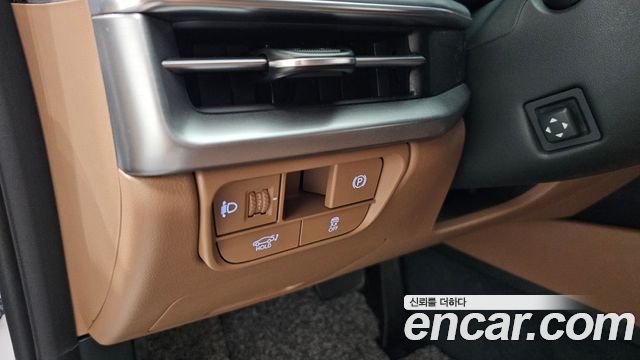 Hyundai Grandeur (GN7) 3.5 Gasoline 2WD Exclusive 2025 — фото 16