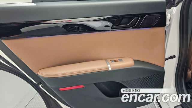 Hyundai Grandeur (GN7) 3.5 Gasoline 2WD Exclusive 2025 — фото 25