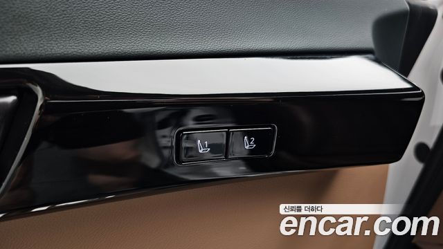 Hyundai Grandeur (GN7) 3.5 Gasoline 2WD Exclusive 2025 — фото 28