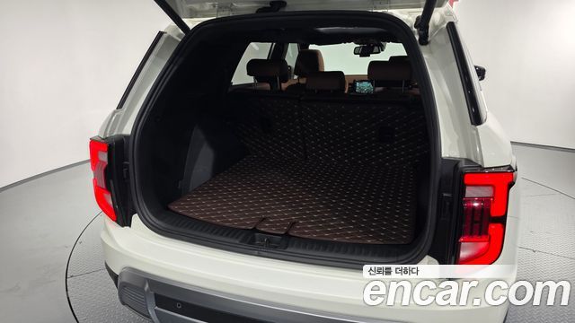 KG Mobility (SsangYong) Torres Gasoline 1.5 4WD T7 2023 — фото 35