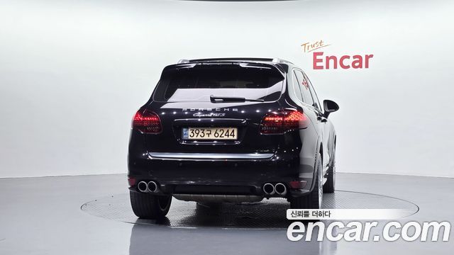 Porsche Cayenne 4.8 GTS 958 2013 — фото 4