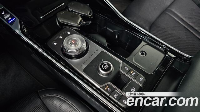 Kia Sorento (IV) Gasoline 2.5T 2WD Signature 2024 — фото 9