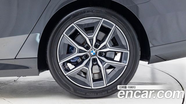 BMW 5 Series (G60) 520i M Sport 2024 — фото 5