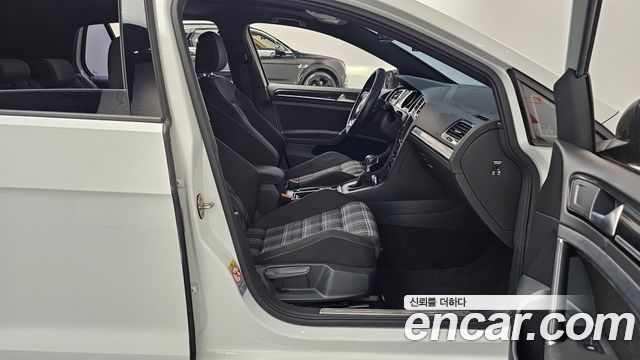 Volkswagen Golf (VII) 2.0 GTD Extreme Edition 2016 — фото 11