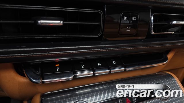 Lincoln Aviator (II) 3.0 Black Label AWD 2022 — фото 9