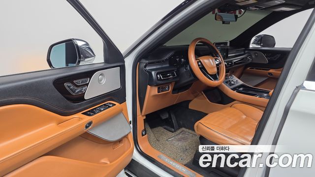 Lincoln Aviator (II) 3.0 Black Label AWD 2022 — фото 10