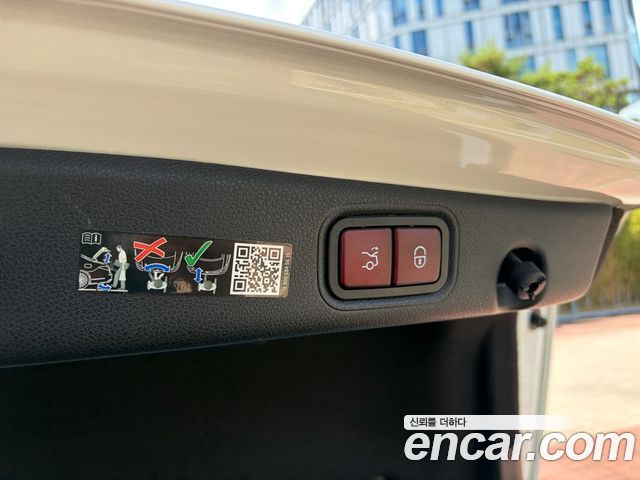 Mercedes-Benz E-Class (W213) E250 AMG Line 2023 — фото 23