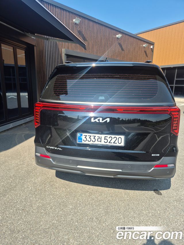 Kia Carnival (IV) HEV 9seater Gravity