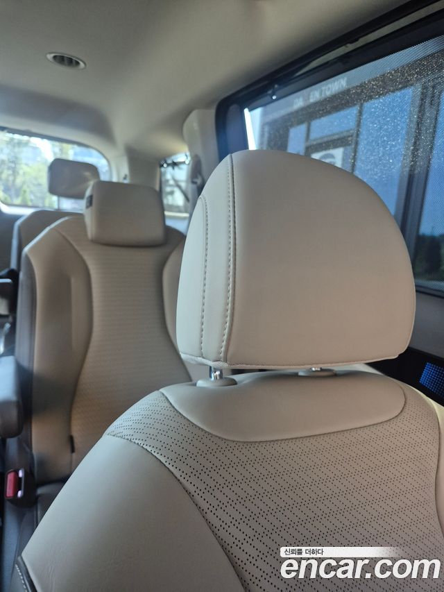Kia Carnival (IV) HEV 9seater Gravity 2025 — фото 10