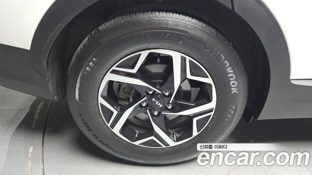Kia Sportage (V) Diesel 2.0 2WD Prestige 2022 — фото 5
