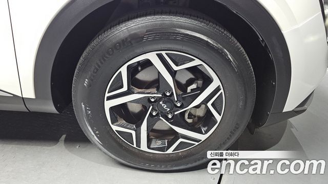 Kia Sportage (V) Diesel 2.0 2WD Prestige 2022 — фото 21