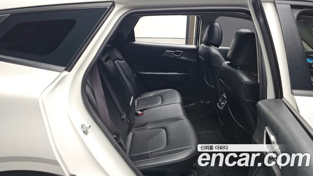 Kia Sportage (V) Diesel 2.0 2WD Prestige 2022 — фото 26