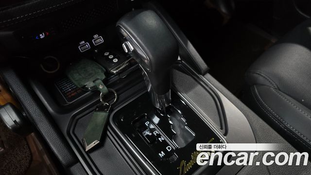 KG Mobility (SsangYong) Rexton Sports Khan Diesel 2.2 4WD Prestige 2022 — фото 9
