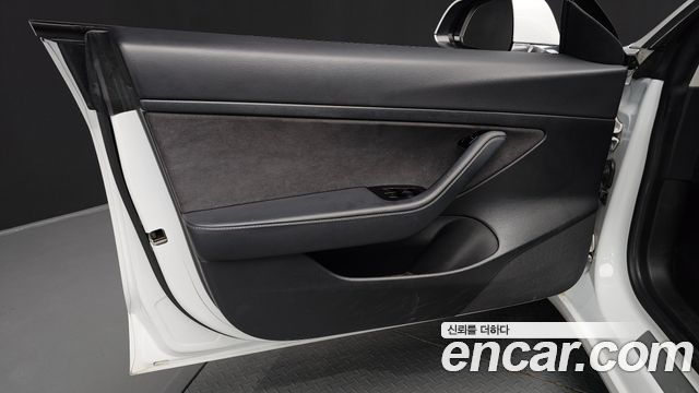 Tesla Model 3 Standard Range Plue RWD 2020 — фото 24