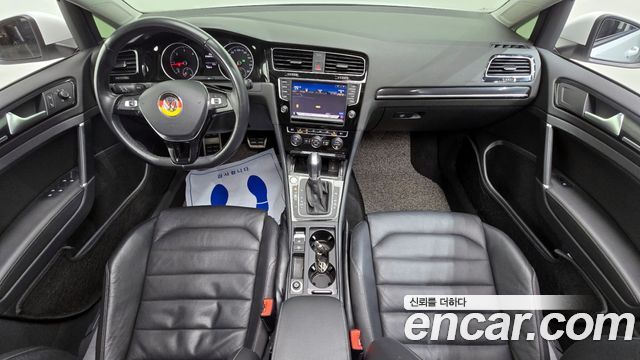 Volkswagen Golf (VII) 2.0 TDI Premium 2015 — фото 7