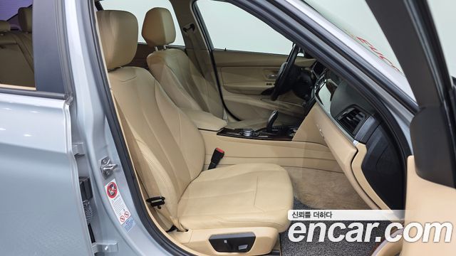 BMW 3 Series (F30) 320i 2015 — фото 11