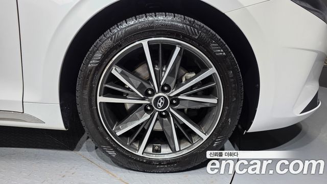 Hyundai Grandeur (IG) 3.0 LPi Rent Car Premium 2022 — фото 21