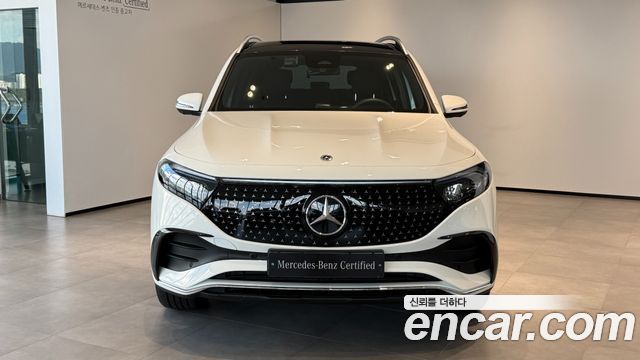 Mercedes-Benz EQB (X243) EQB300 4MATIC AMG Line 2026 — фото 6