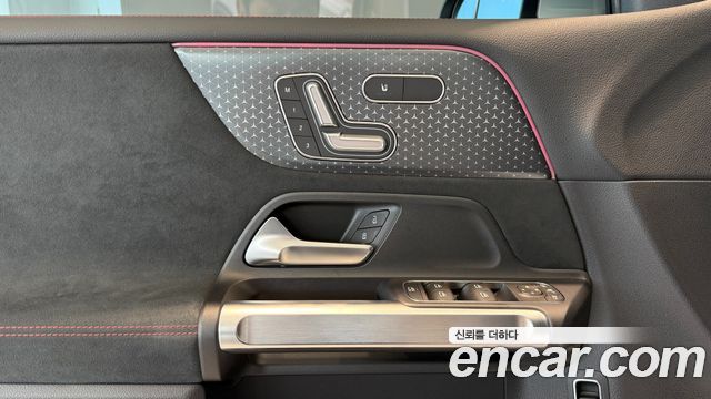Mercedes-Benz EQB (X243) EQB300 4MATIC AMG Line 2026 — фото 22