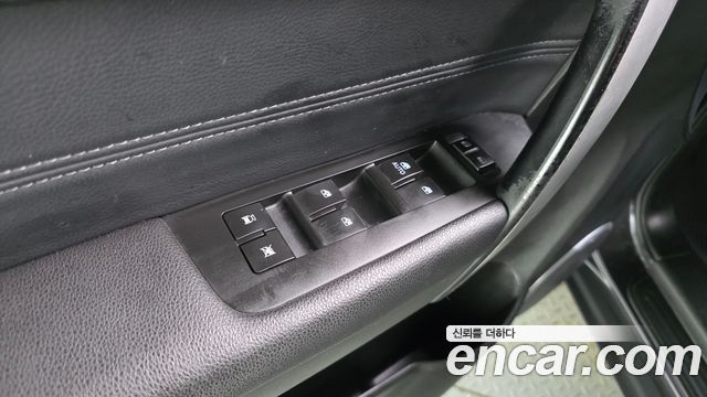 Chevrolet Captiva 2WD LT 2013 — фото 17