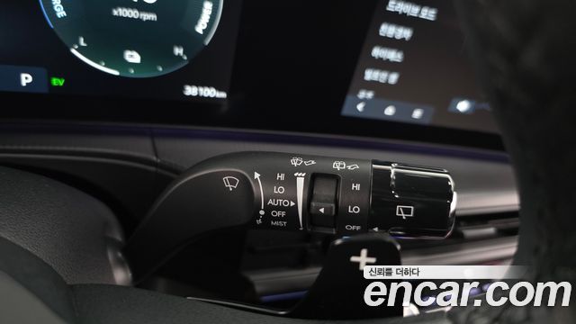 Hyundai Santa Fe (MX5) HEV 1.6 4WD Calligraphy 2024 — фото 37