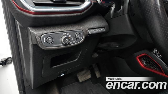 Chevrolet Trailblazer 1.3 Turbo 4WD RS 2021 — фото 28