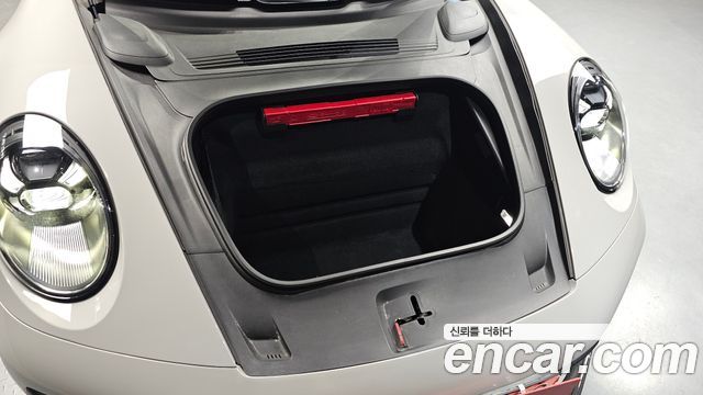 Porsche 911 (992) Carrera 4 Cabriolet 2021 — фото 18