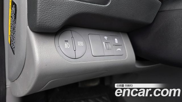 Hyundai Grand Starex Wagon 12-Seater Smart 2020 — фото 18