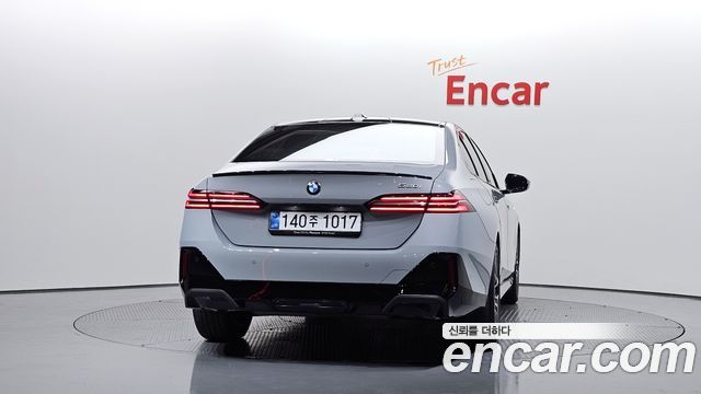 BMW 5 Series (G60) 520i M Sport 2025 — фото 4