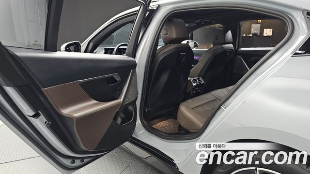 BMW 5 Series (G60) 520i M Sport 2025 — фото 12