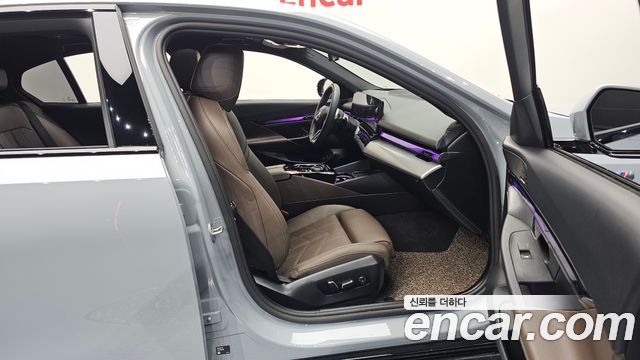 BMW 5 Series (G60) 520i M Sport 2025 — фото 26