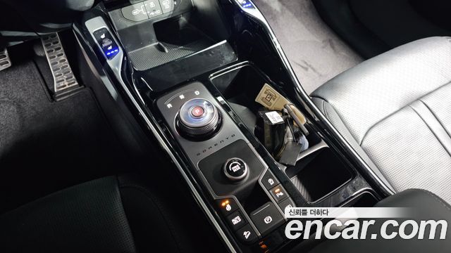 Kia Sorento (IV) Gasoline 2.5T 2WD Signature 2024 — фото 9