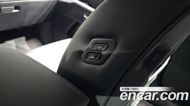 Kia Sorento (IV) Gasoline 2.5T 2WD Signature 2024 — фото 32