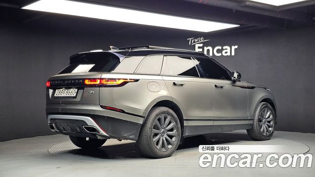 Land Rover Range Rover Velar 3.0 P380 R-Dynamic SE 2019 — фото 2